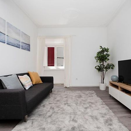 Santa Marta Cozy Apt W/ Ac Lisboa Kültér fotó
