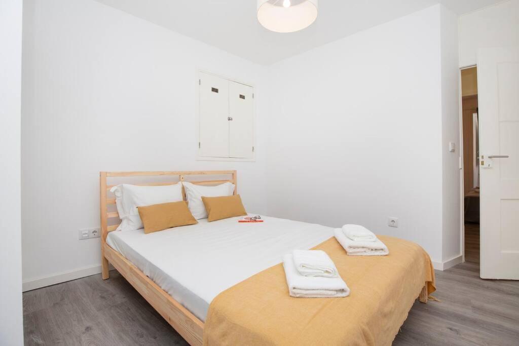 Santa Marta Cozy Apt W/ Ac Lisboa Kültér fotó